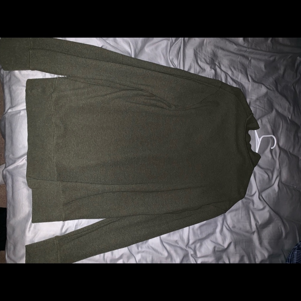 Sweater - Picture 2 of 3